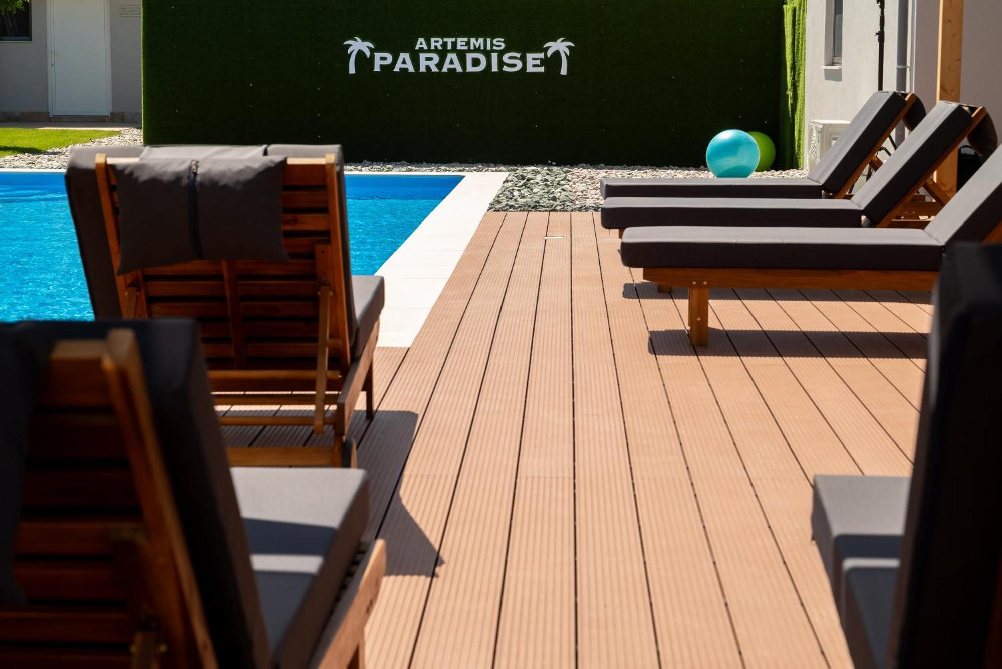 Paradise Apartments Artemida Exterior photo